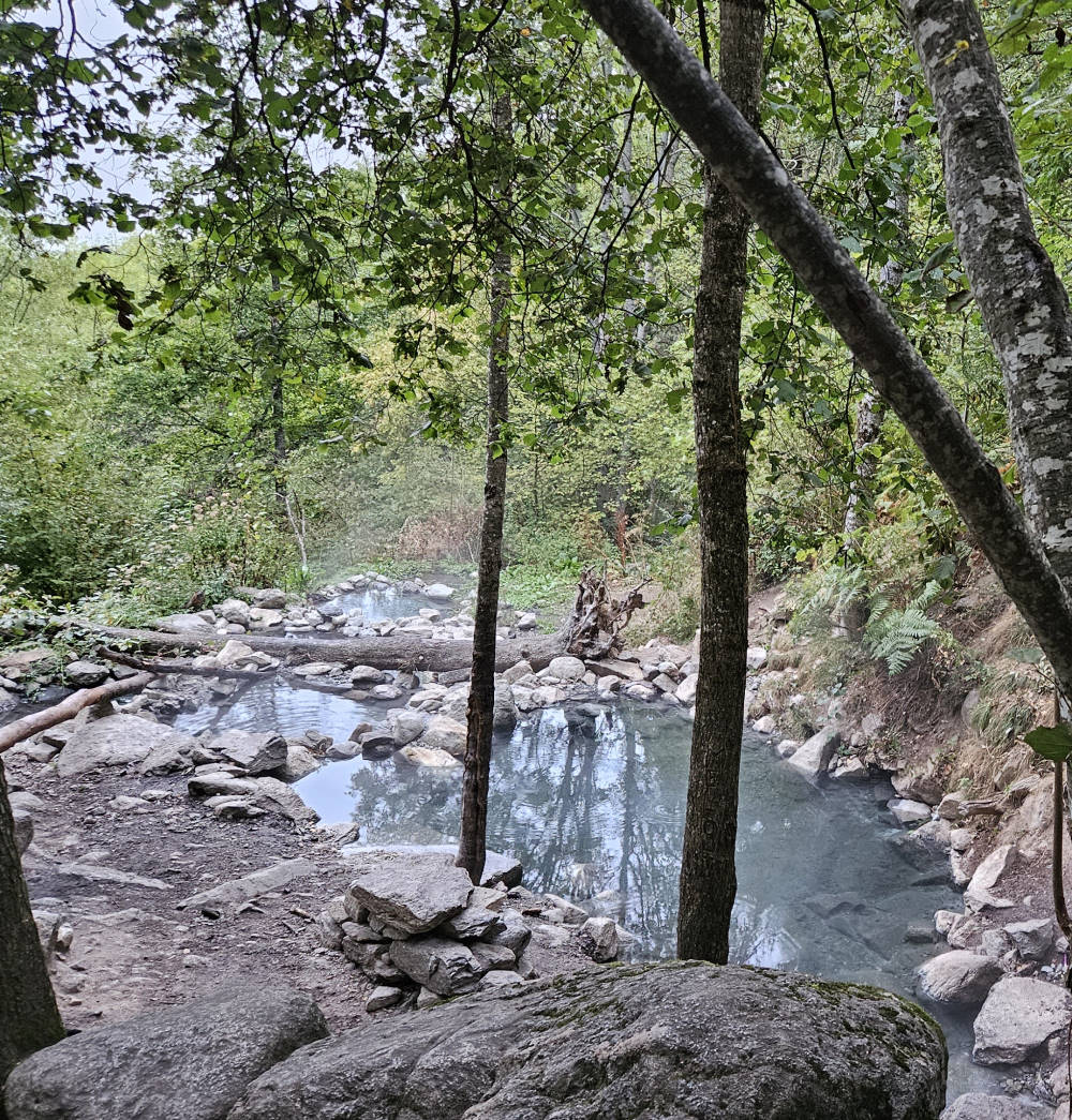 Les sources d'eau chaude sauvages de Mérens-les-Vals en Ariège